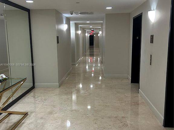 5th image of 10 Aragon Ave Suite 814