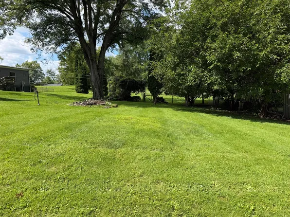 13199 Maple Rd NE, Thornville, OH 43076