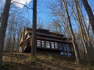 7226 Hall Rd, Buckhannon, WV 26201