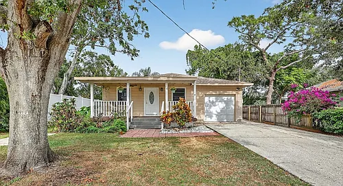 6220 W Thorpe St Photo 1