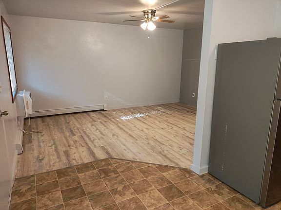 5th image of 1010 Delaware Dr #302