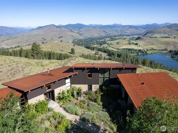 99 Hilltop Drive, Winthrop, WA 98862