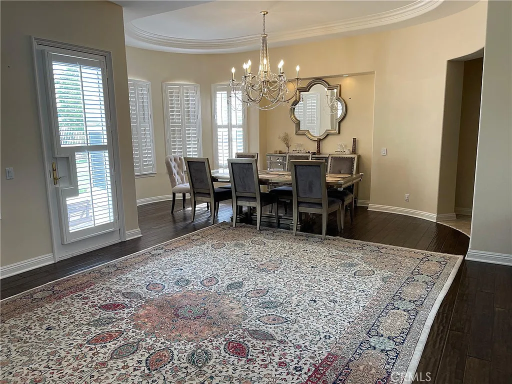 4 bed, 3406 sqft, $8,250 — Photo 3