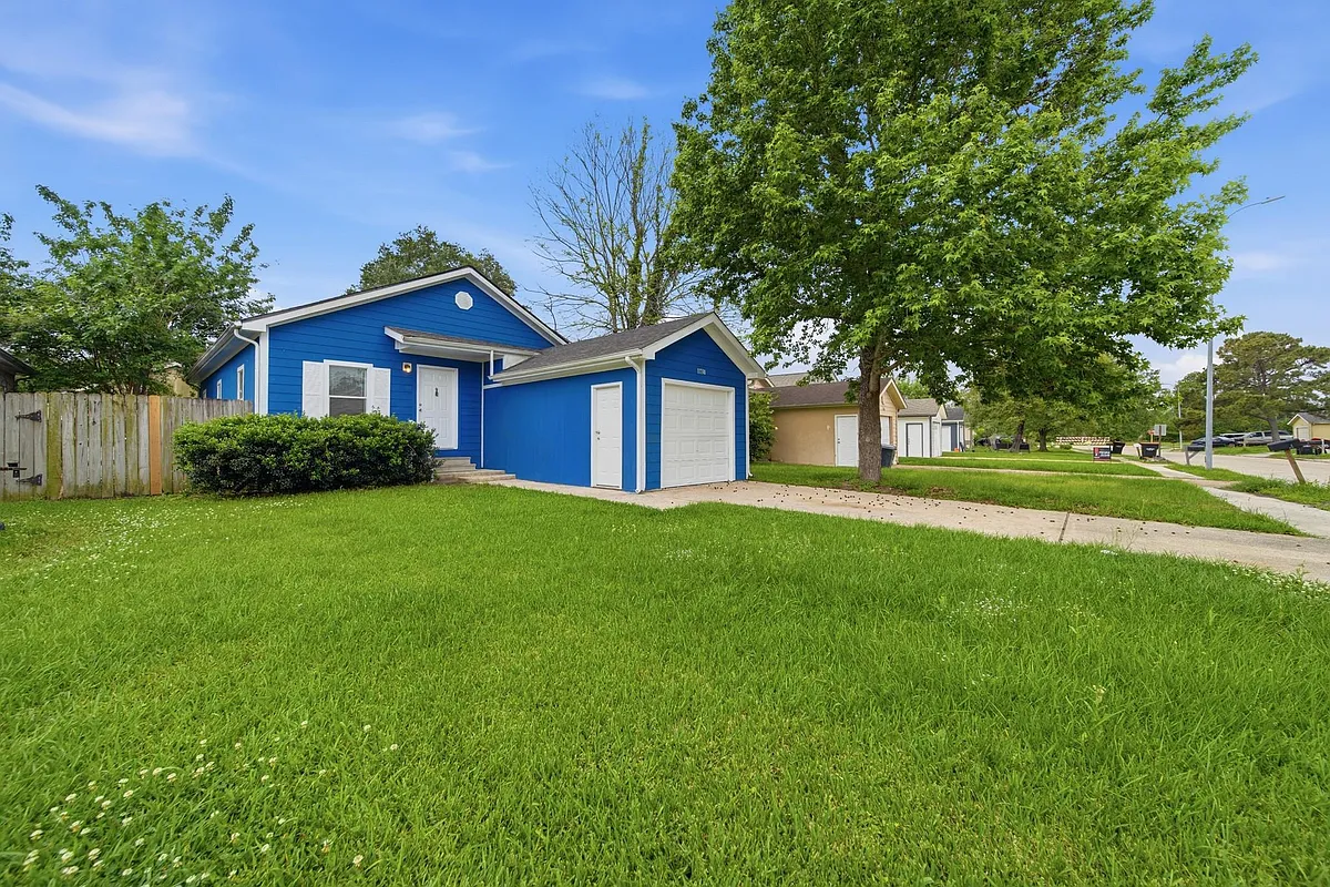 Building Photo - 11730 Greenglen Dr