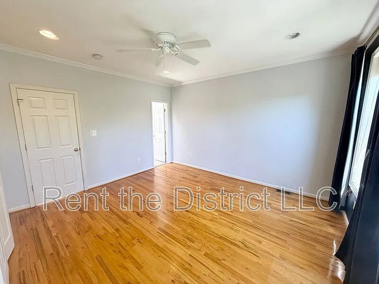 775 Kenyon St NW — Photo 15