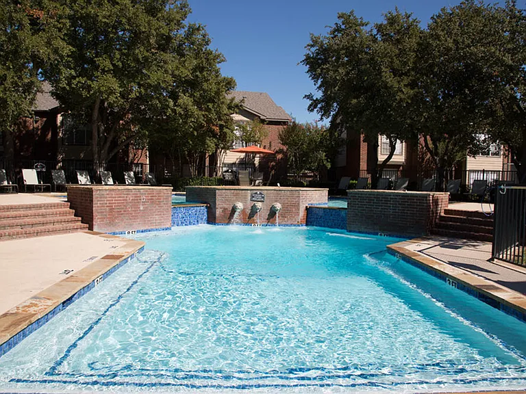 Townlake Of Coppell — Photo 23