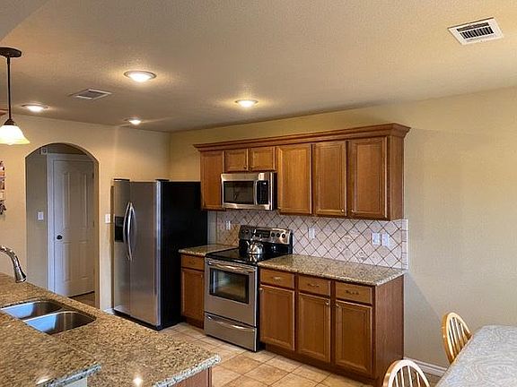 4th image of 6220 Marble Falls Dr