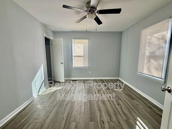 4th image of 517 S Fuquay Ave
