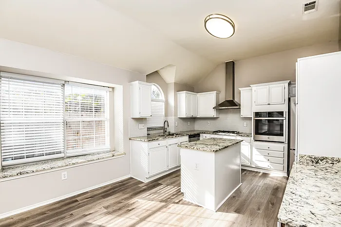 724 Turnstone Dr — Photo 7