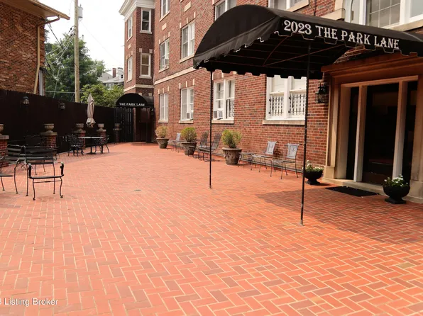 2023 Eastern Pkwy APT 10, Louisville, KY 40204