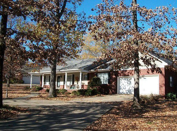 2nd image of 8 Rosemary Ln