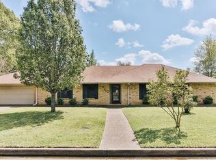 1204 Larkspur Ln, Tyler, TX 75703