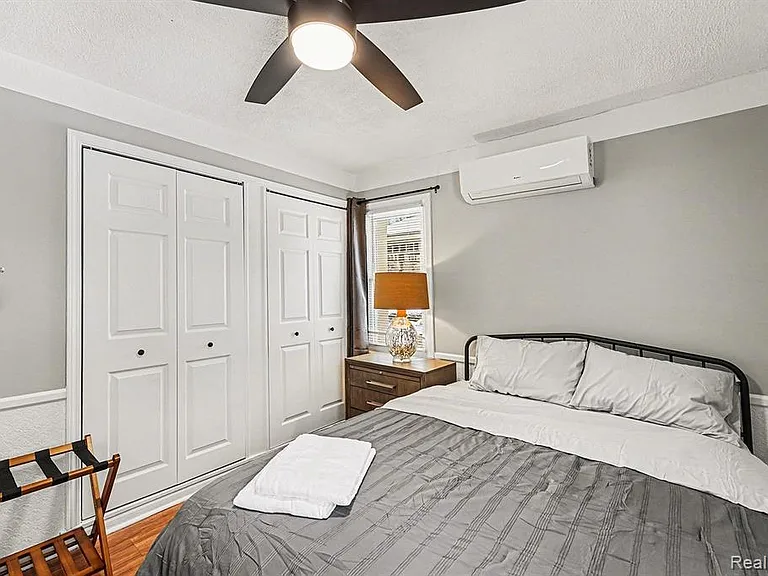 710 Hartland Dr — Photo 24