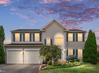 8464 Lanier Overlook Ct, Bristow, VA 20136