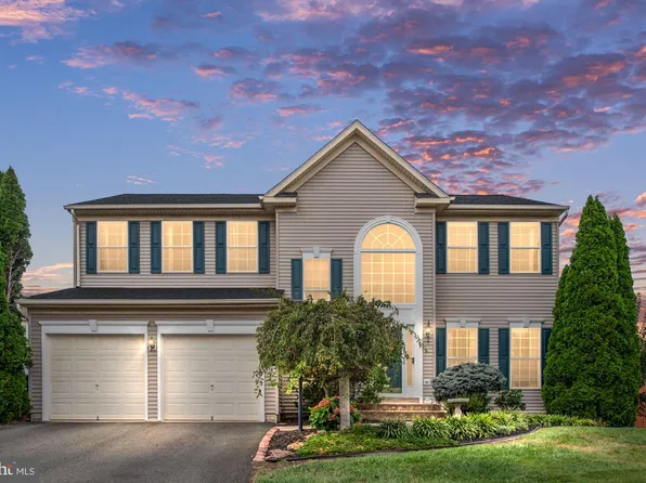 8464 Lanier Overlook Ct, Bristow, VA 20136