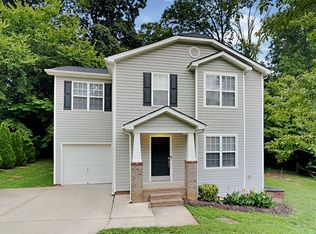 1505 Allenbrook Dr, Charlotte, NC 28208