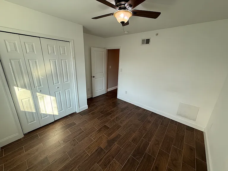 2226 Dickinson Street — Photo 14