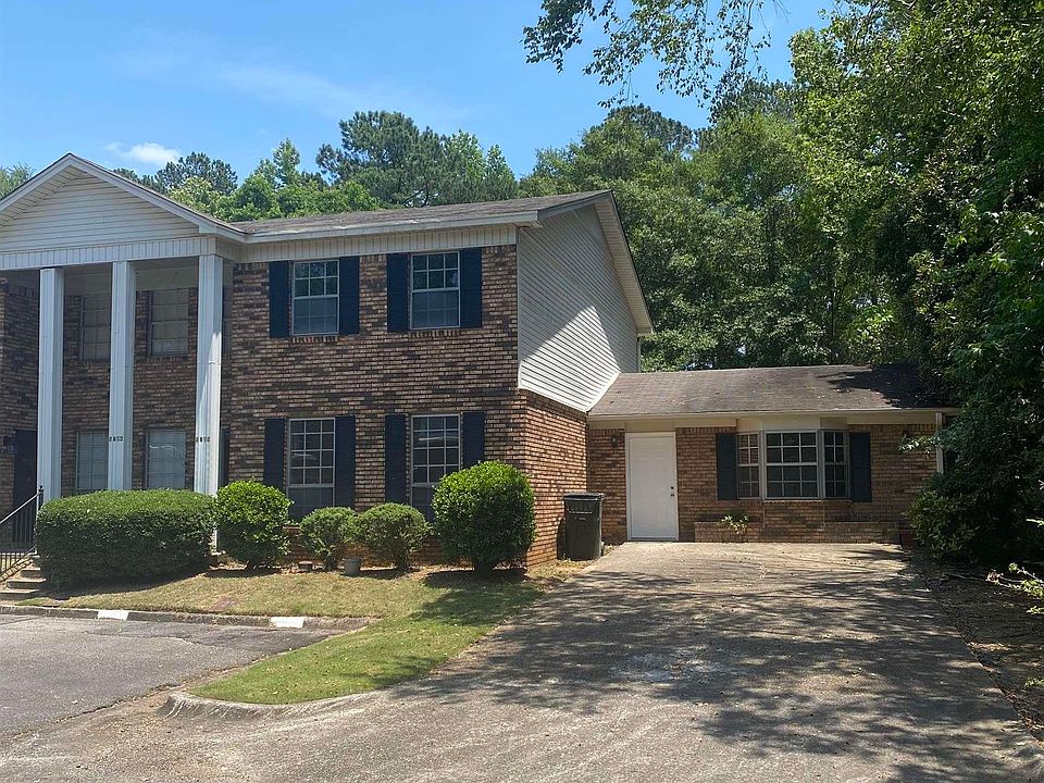 1st image of 5708 Woodland Trce