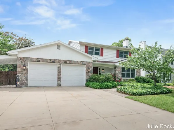 1433 Sherwood Ave SE, East Grand Rapids, MI 49506