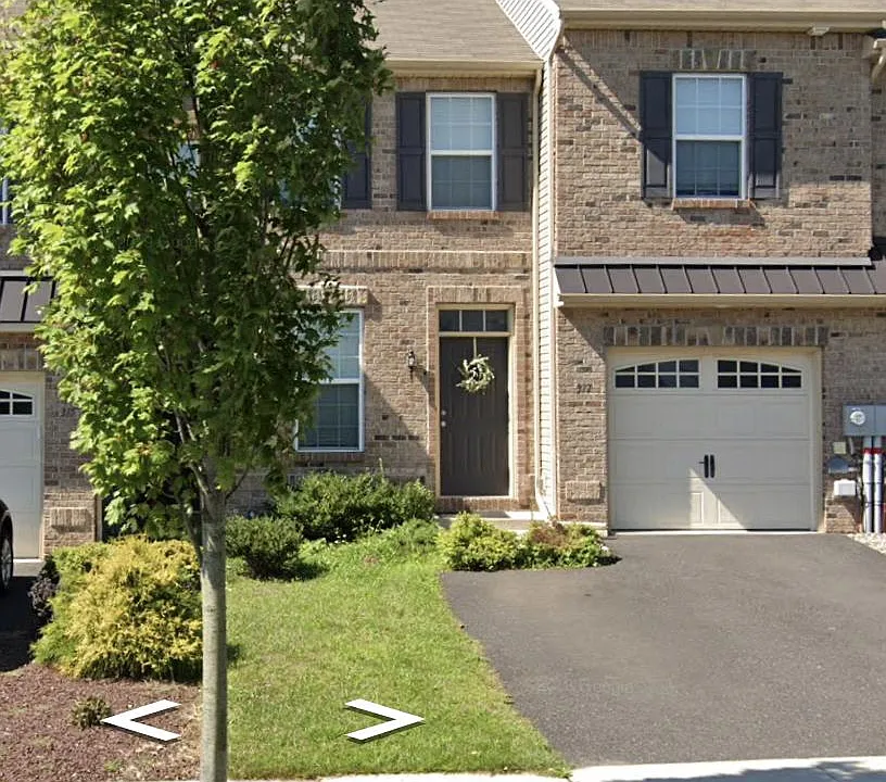 317 Milkweed Dr