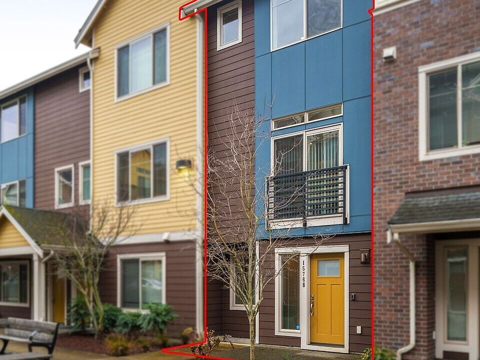 1st image of 15768 NE 14th Terrace