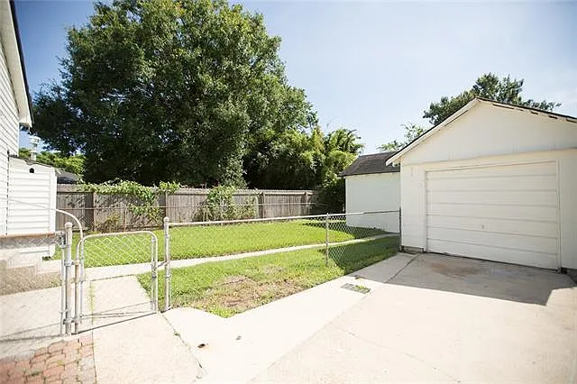 533 Maple Ave — Photo 21