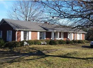 3421 Kolbe Ln, Florence, AL 35634