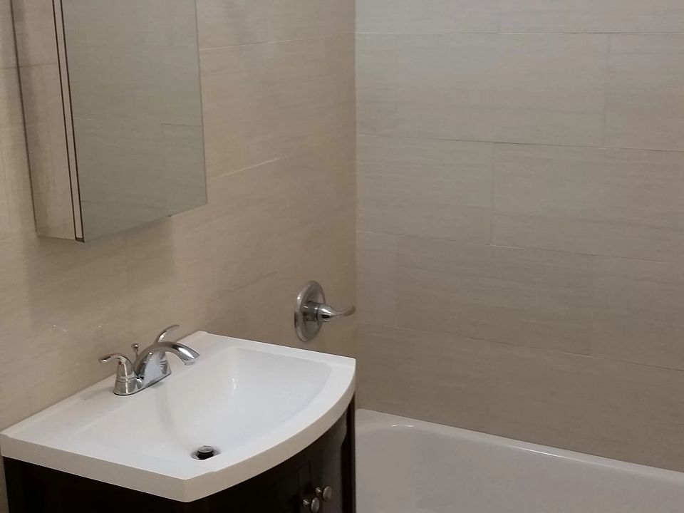 2nd image of 184 Kearney Ave #2FAM