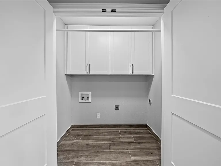 12408 Cedar Bend Dr — Photo 35