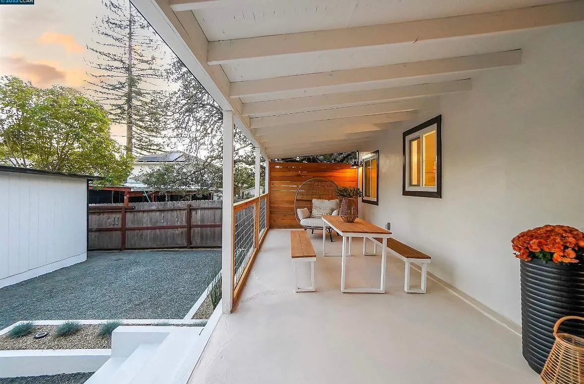 608 Baines Ave — Photo 3