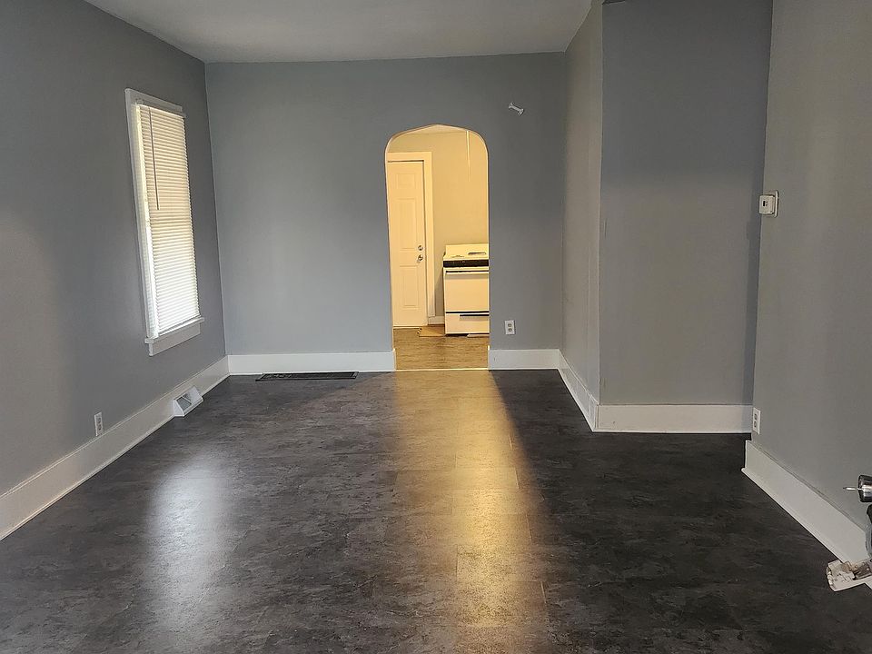 206 E Omer Ave 1, Mishawaka, IN 46545 Zillow