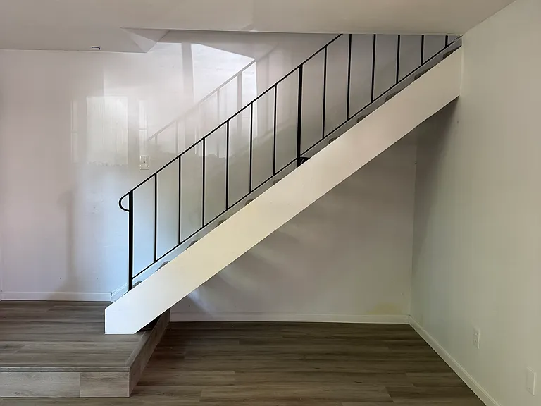 1912 Benita Dr #4 — Photo 6