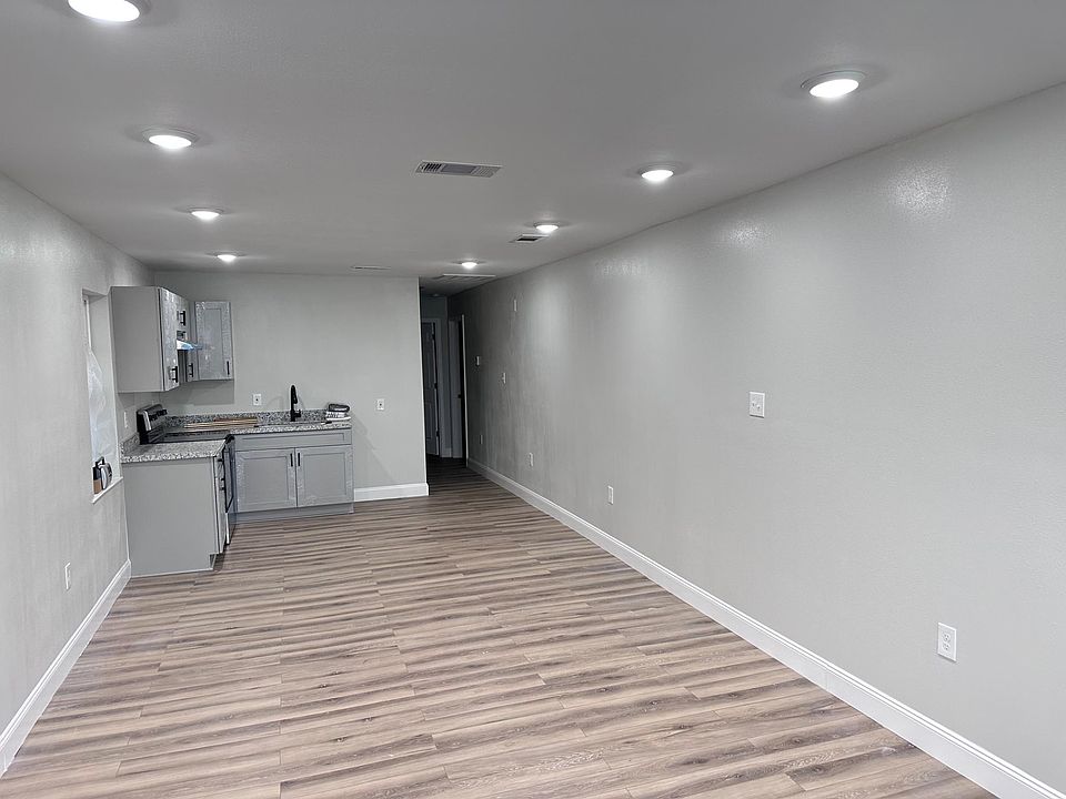 1st image of 2532 Port St