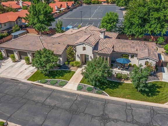 2nd image of 1555 W Woodsview Ln