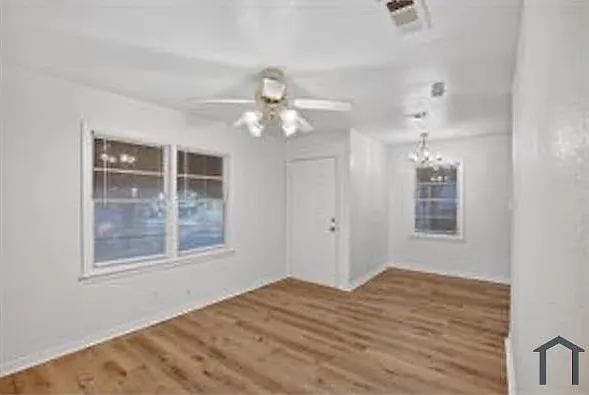 2 bed, 1567 sqft, $1,100 — Photo 2