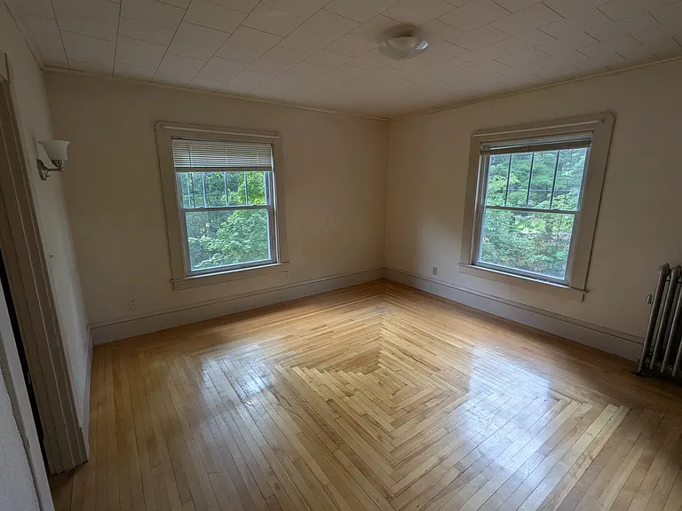 604 Lowell St #604R — Photo 4