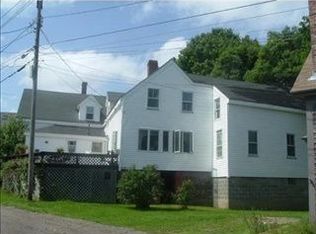 15 Water St, Eastport, ME 04631