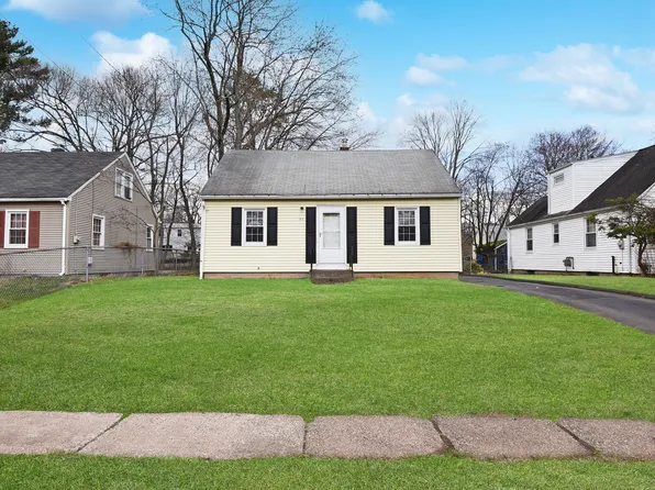 85 Hawthorne Street, Manchester, CT 06042