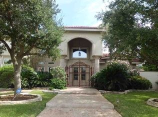 1013 Daly Dr, Laredo, TX 78045