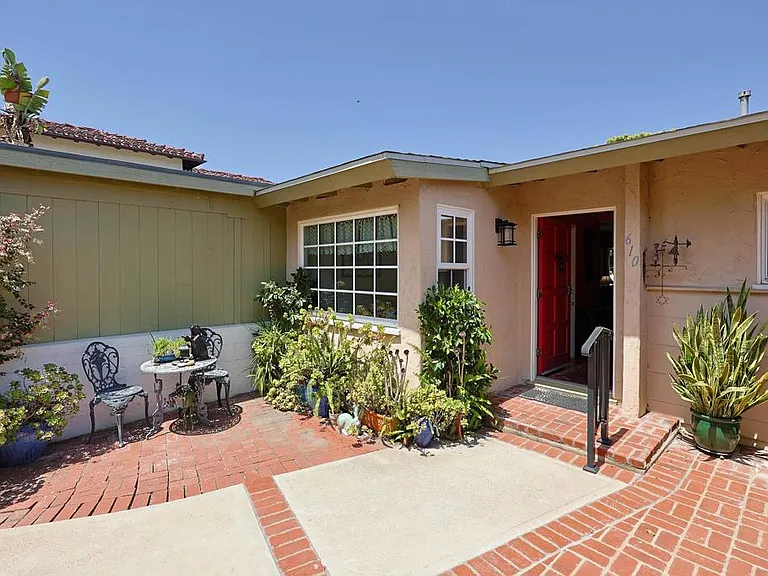 610 Country Club Ln — Photo 68