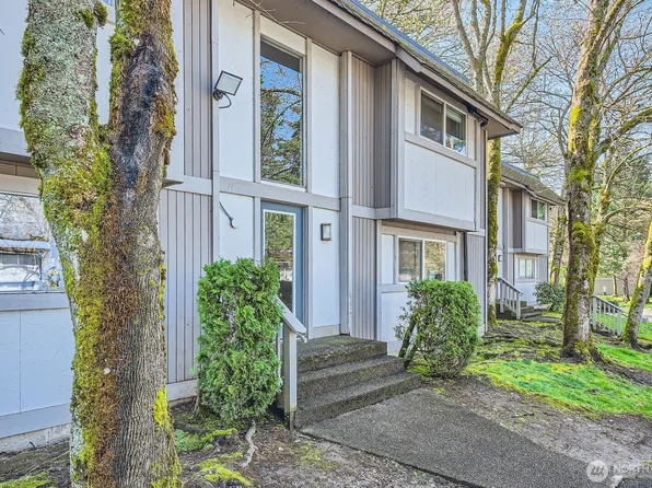4535 SW 321st Street #J10, Federal Way, WA 98023