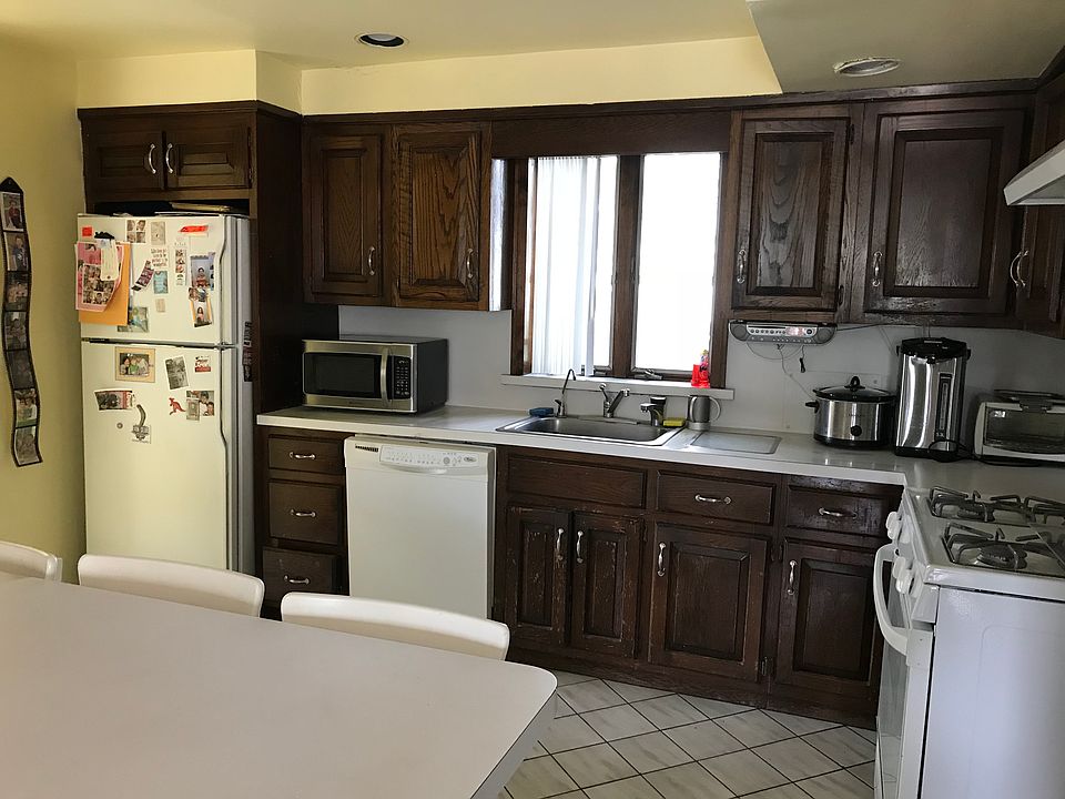 1st image of 9 Princeton Ave