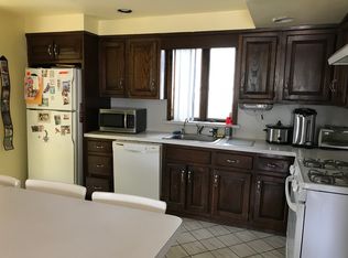 9 Princeton Ave, Hewlett, NY 11557