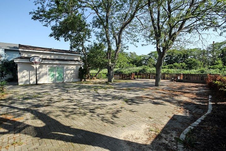 2nd image of 39 Redfield Rd