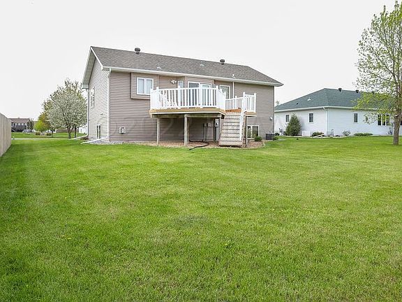 4th image of 3162 9th Ave S