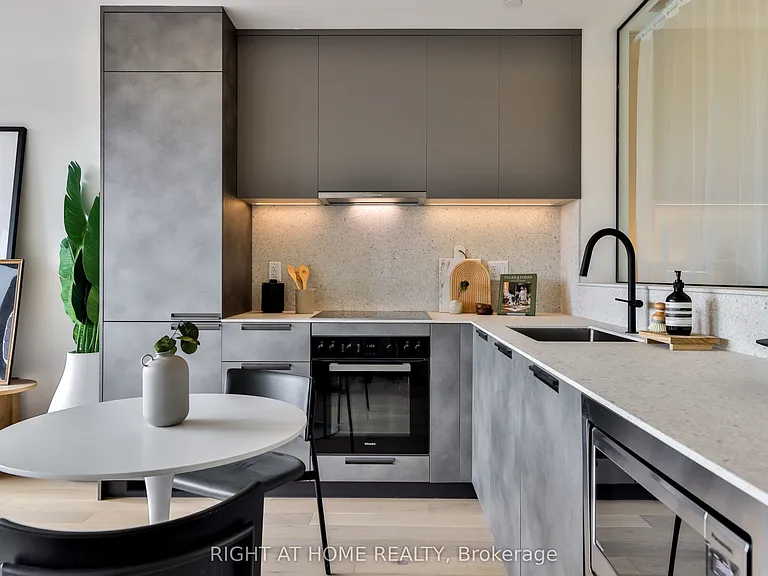 761 Queen St E #205 — Photo 11