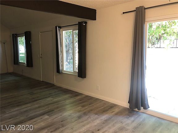 3rd image of 4583 Sirius Ave
