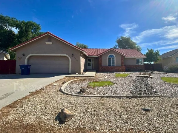 1227 Green Valley Dr, Fallon, NV 89406