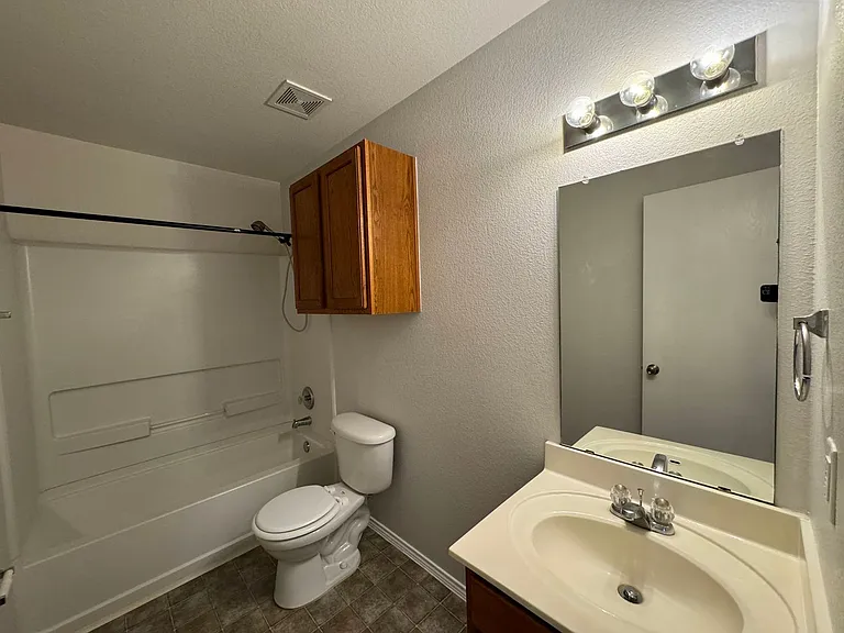 5704 Capricorn Loop — Photo 26