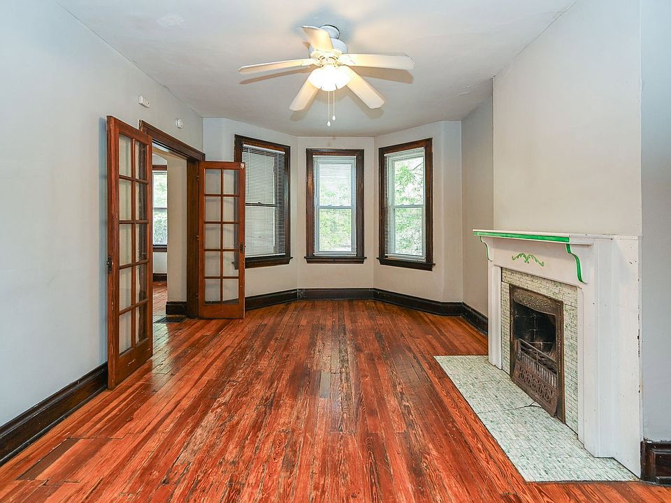 1st image of 2125 W Clifton Ave #B
